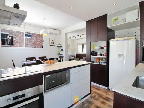 Alquiler casa 3 dorm, jardín y cochera en MALVIN