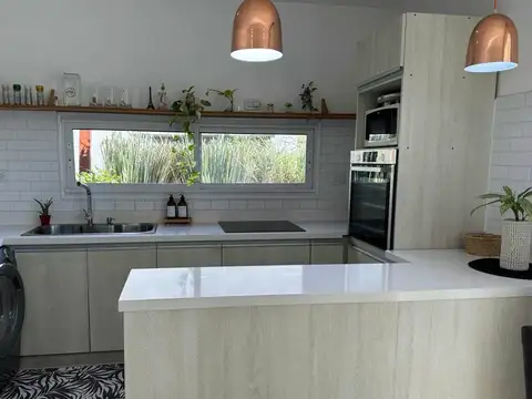 Casa en Venta en Puertos - Acacias, USD 300.000