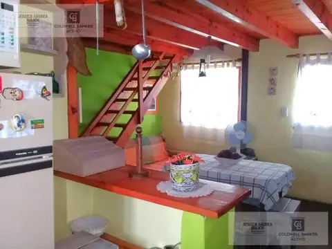 Casa 5 ambientes con 1 baño