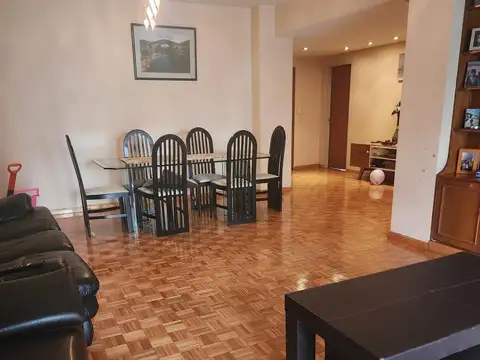 Departamento 5 ambientes con 2 baños