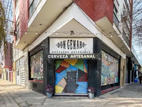 LOCAL EN VENTA LA PLATA  .