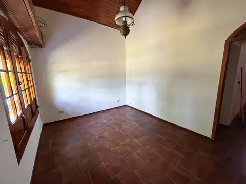 Casa en Alquiler de 3 dormitorios