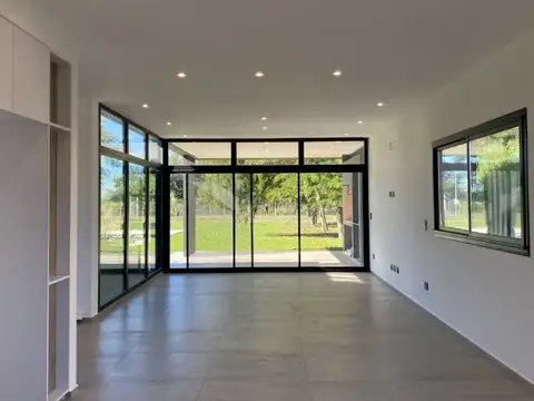 Casa en Venta en Haras Santa Maria, USD 340.000