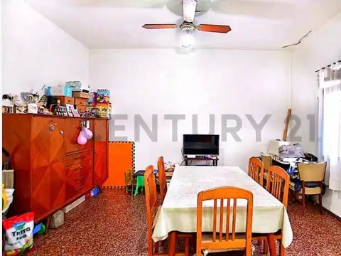 calle 38 200, Piso 1