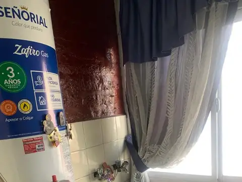 EXCELENTE 2 AMBIENTES CON BALCÓN VISTA ABIERTA. AIRE ACOND.