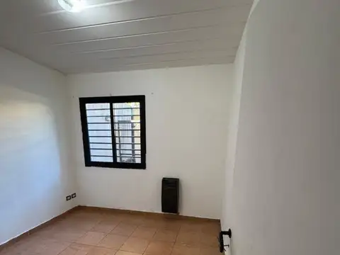 ALQUILER HERMOSO 2 AMBIENTES EN EZPELETA $500.000