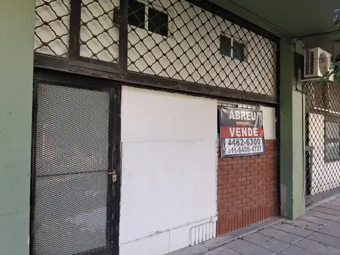 Departamento en C. Comercial