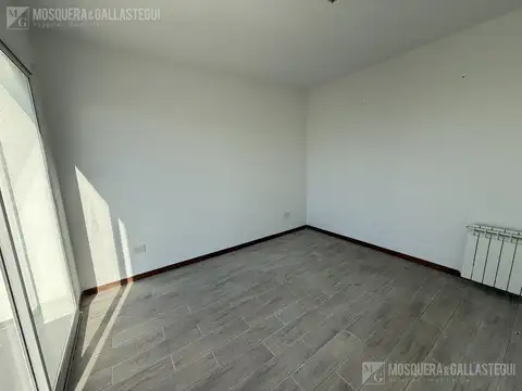 Casa en  venta Barrio santa Elena - Pilar del este