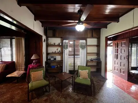Casa en Venta en Valentin Alsina, USD 80.000