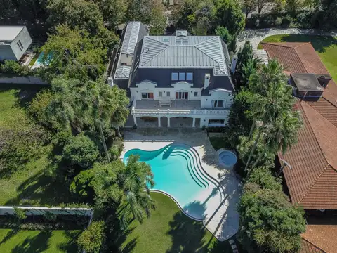 Casa en Venta de 5 dormitorios