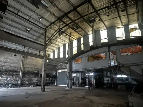 DEPOSITO  Y OFICINAS EN VENTA