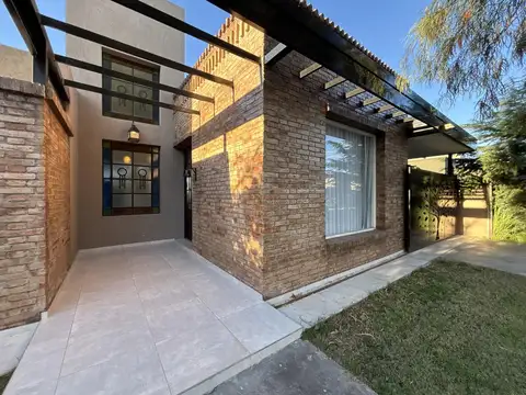 Casa en Venta en Maipu, USD 210.000