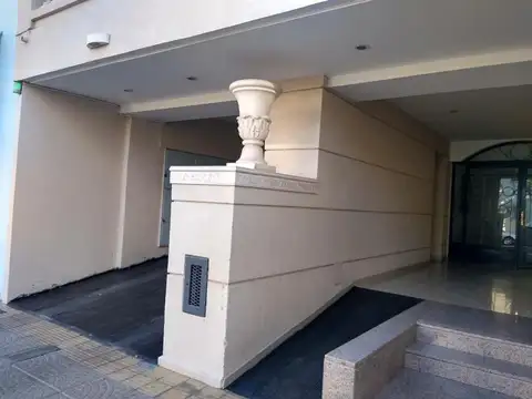 Venta Depto 2 dormitorios Nqn Centro