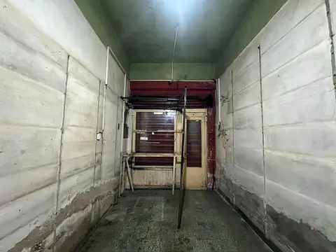 Local en Alquiler en Valentín Alsina, $ 700.000