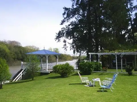 Rio / Arroyo Toro Quinta Segura 100