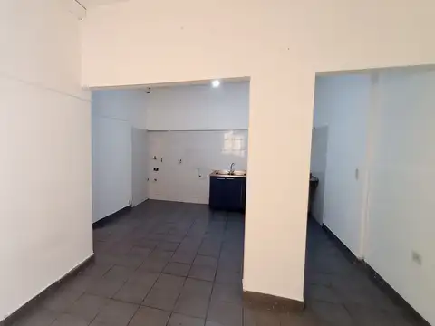 Depto Tipo Casa en Alquiler en Quilmes Oeste, $ 580.000