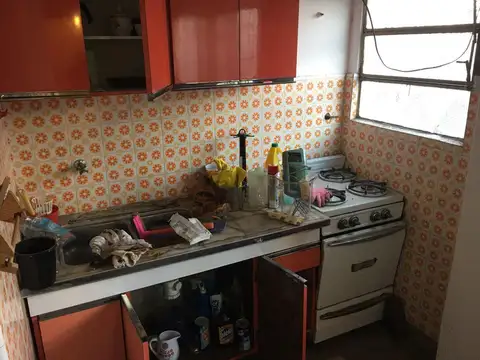 CASA EN EXCELENTE UBICACION :: OPORTUNIDAD :: CONSULTE