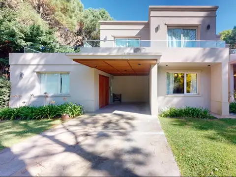 Casa en Venta de 5 dormitorios