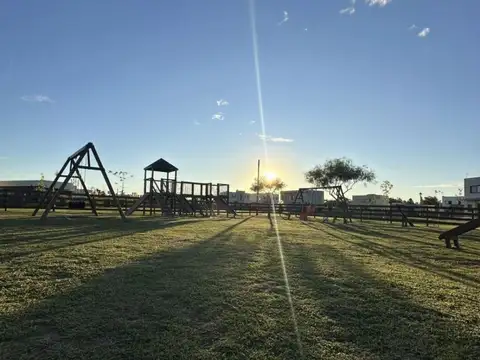 Terreno en Venta en Pilar Del Este - Santa Elisa, USD 23.000