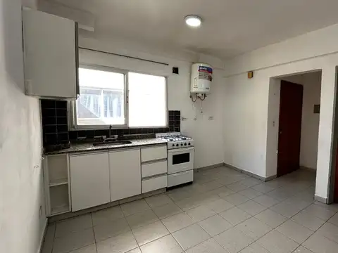 Departamento Monoambiente Dividido en Alquiler a 1 Cuadra de la Universidad de Morón