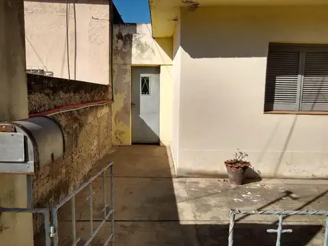 Casa en Venta en Capitan Bermudez, USD 43.000