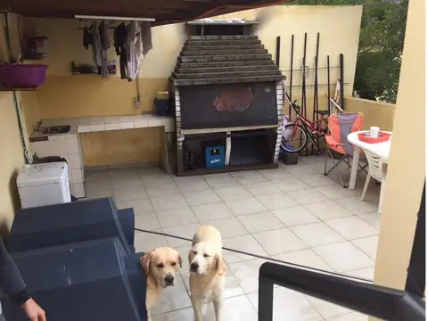 DEPTO. TIPO CASA EN DUPLEX