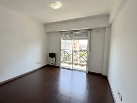 Depto Tipo Casa en Alquiler al Noreste