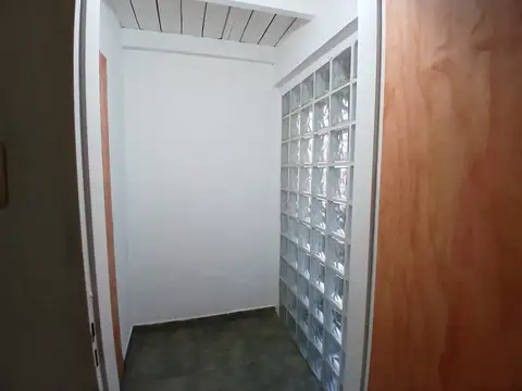 Casa en Alquiler en Jose Hernandez [Cod: 893]