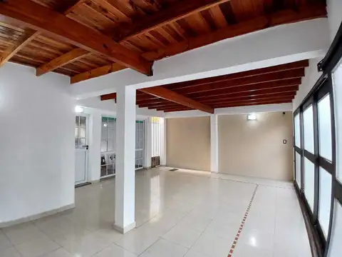 Casa en Alquiler en La Plata, $ 950.000