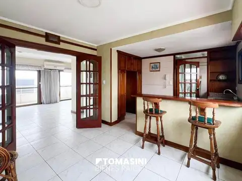 Departamento 4 ambientes con 2 baños