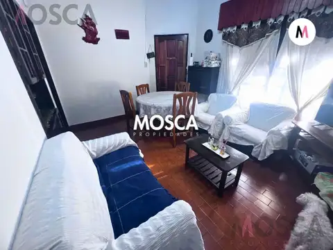 Casa en Venta con 1 cochera