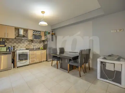 Alquiler- duplex 3 amb- Carlos Maria de Alvear 2040 - Banfield