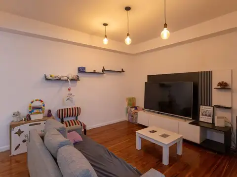 Depto Tipo Casa en Venta de 3 ambientes