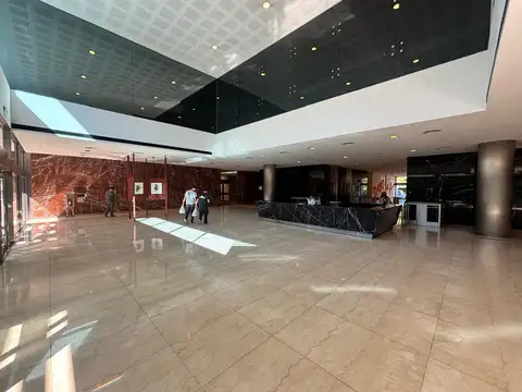 Oficina Monoambiente con 2 baños