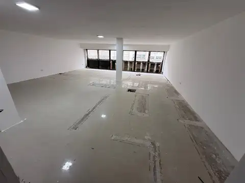 Local en Alquiler en Centro, USD 7.000