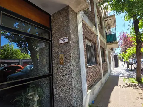 25 De Mayo 300, Piso 2