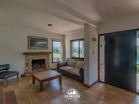 Casa 11 ambientes con 5 baños