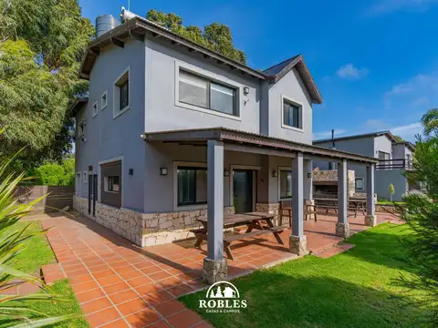 Casa en Venta de 9 dormitorios