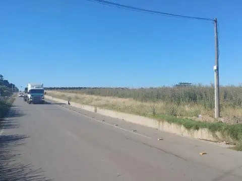 Excelente posibilidad sobre Camino Bajo de la Petisa....