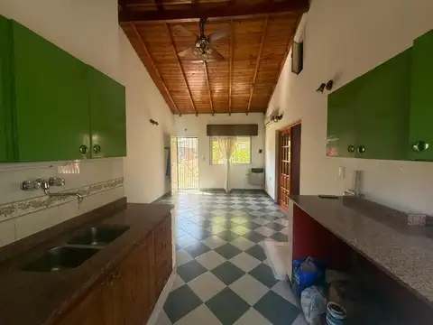 Depto Tipo Casa en Venta con 1 cocheras