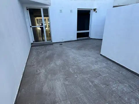 VENTA LOCAL COMERCIAL 120 M2. B° ALTA CORDOBA