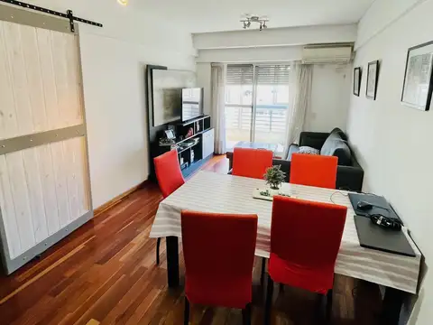 Departamento en Venta en Parque Centenario, USD 165.000
