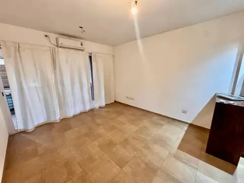 Departamento en Alquiler en Malaver, $ 600.000