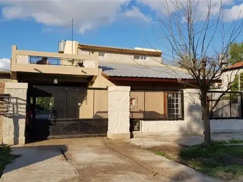 Venta de casa 3 ambientes en Ezeiza