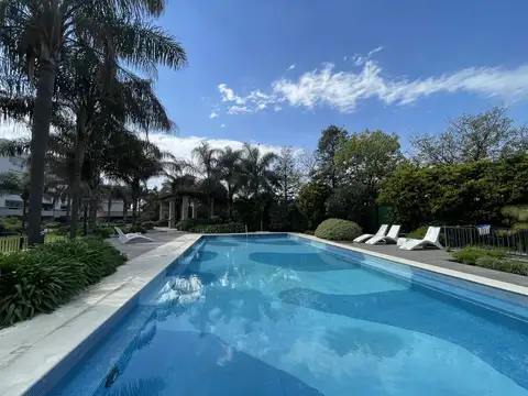 Village Plaza -  Jerónimo Cardan  al 5700