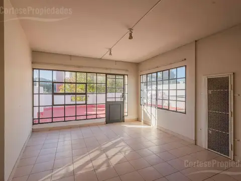 Depto Tipo Casa en Venta de 4 ambientes