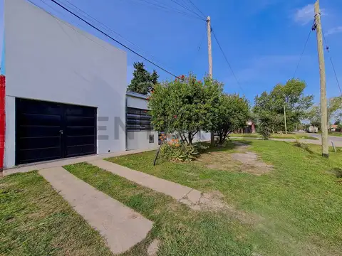161 y 521 1100, Piso 0