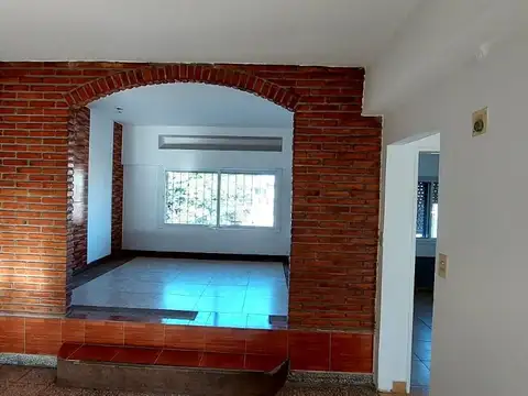 Departamento en Alquiler en Grand Bourg, $ 750.000
