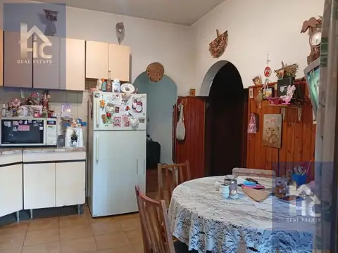 Venta de dos casas de 3 ambientes en un mismo lote en Remedios de Escalada