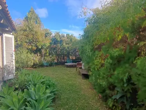 Casa en exclusivo  Barrio Parque en Villa Urquiza